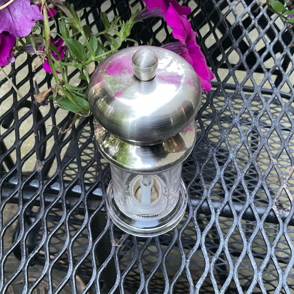 Trudeau Professional Stainless Steel Clear View Mill Salt/Pepper Grinder! - Picture 3 of 8